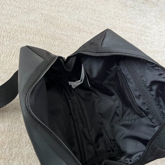Gymshark Black Mini Gym Bag - Picture 7 of 11